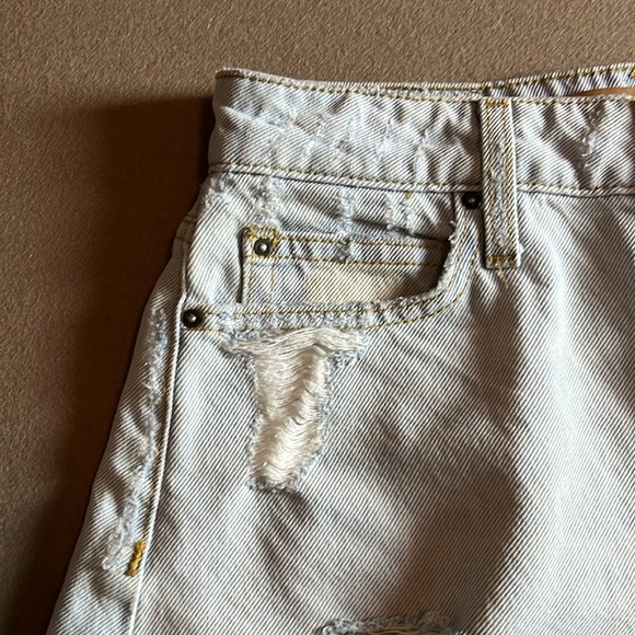 JOES JEANS COLLECTOR'S EDITION
THE CHARLIE - high rise denim short - Size 27 - Picture 6 of 14